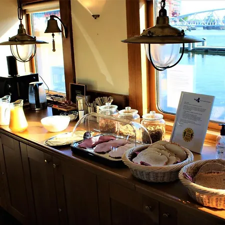 Felicitas Bådhotel *